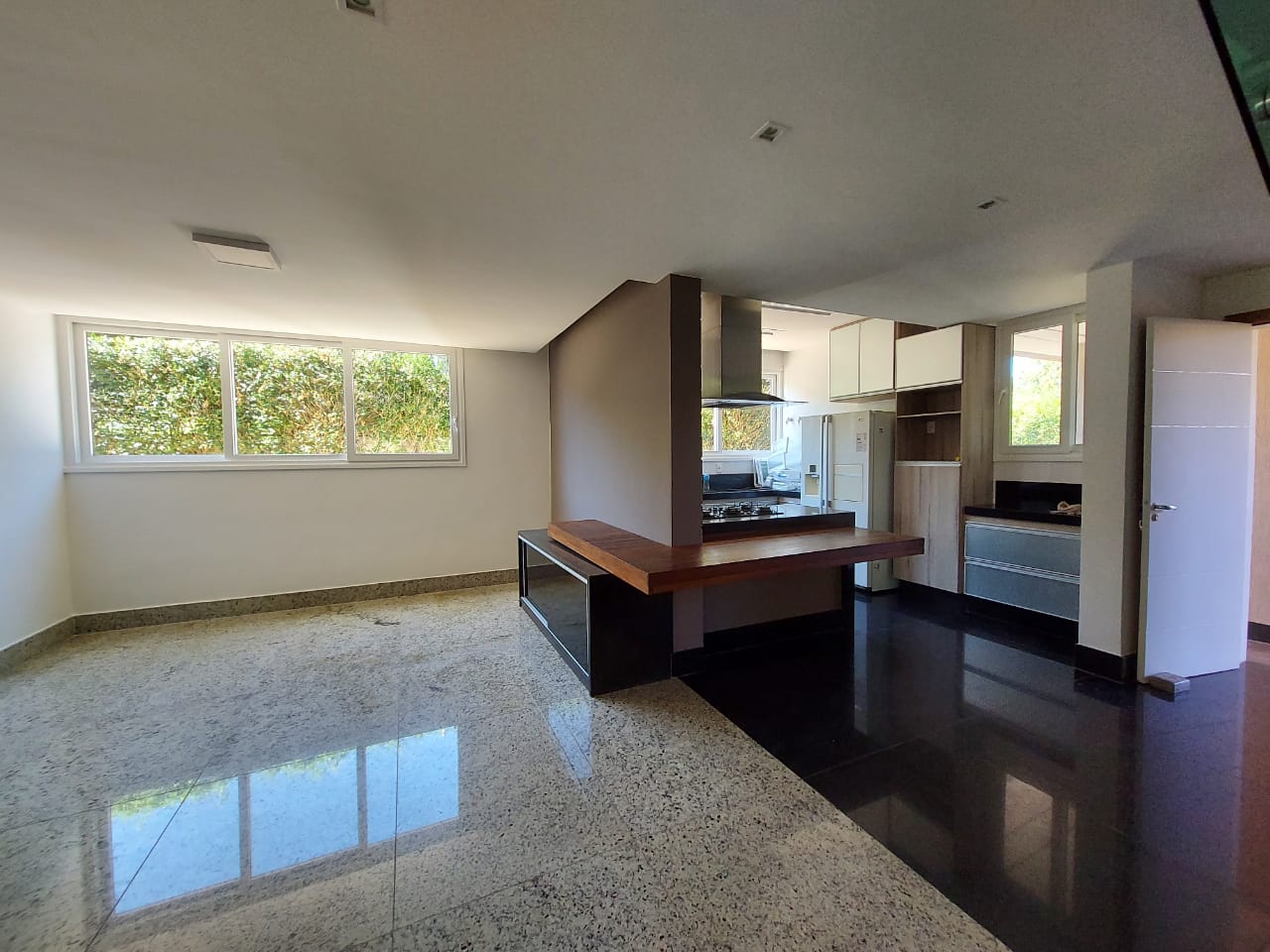 Casa à venda com 4 quartos, 432m² - Foto 8