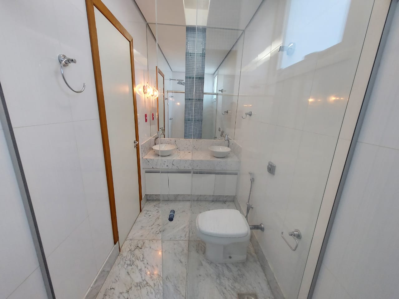 Casa à venda com 4 quartos, 432m² - Foto 16