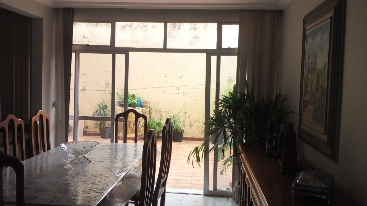 Apartamento à venda com 3 quartos, 90m² - Foto 2