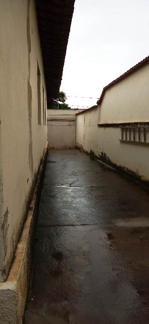 Casa à venda com 4 quartos, 381m² - Foto 7