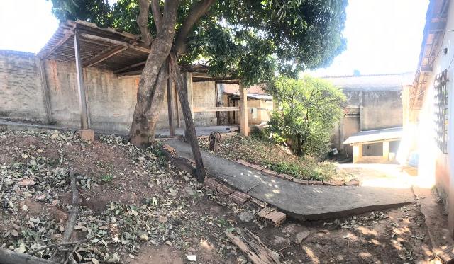 Casa à venda com 4 quartos, 180m² - Foto 9