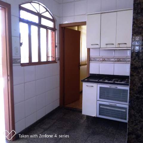 Casa à venda com 5 quartos, 262m² - Foto 12