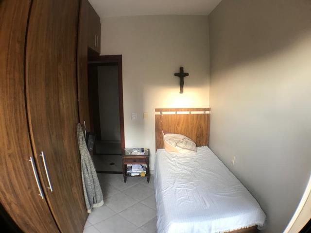 Casa à venda com 5 quartos, 270m² - Foto 4