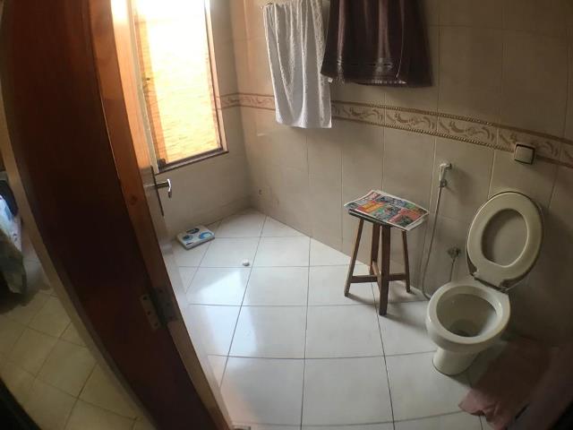 Casa à venda com 5 quartos, 270m² - Foto 9