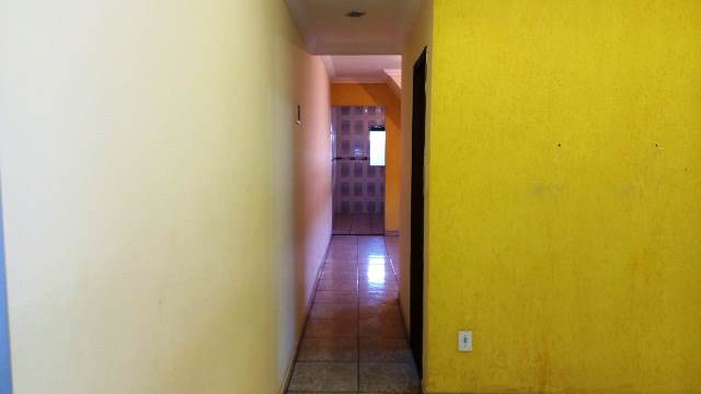 Casa à venda com 3 quartos, 100m² - Foto 7