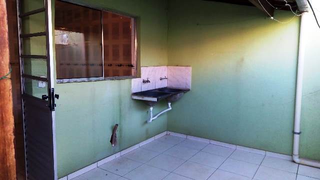 Casa à venda com 3 quartos, 100m² - Foto 16