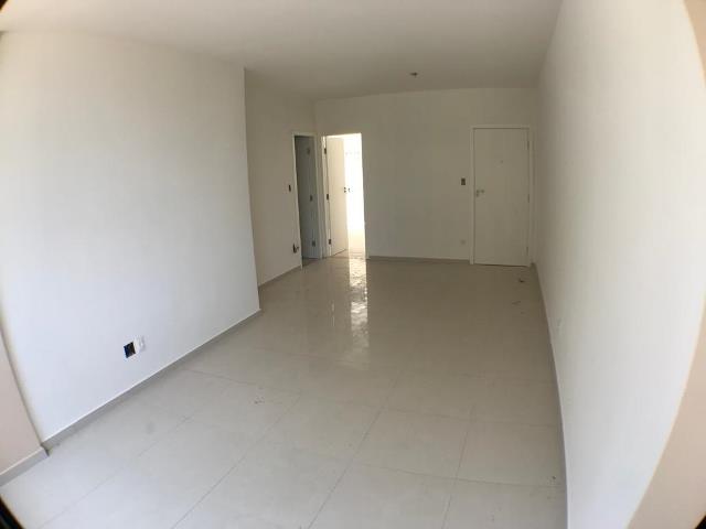 Apartamento à venda com 2 quartos, 85m² - Foto 21