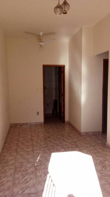 Apartamento à venda com 2 quartos, 50m² - Foto 2