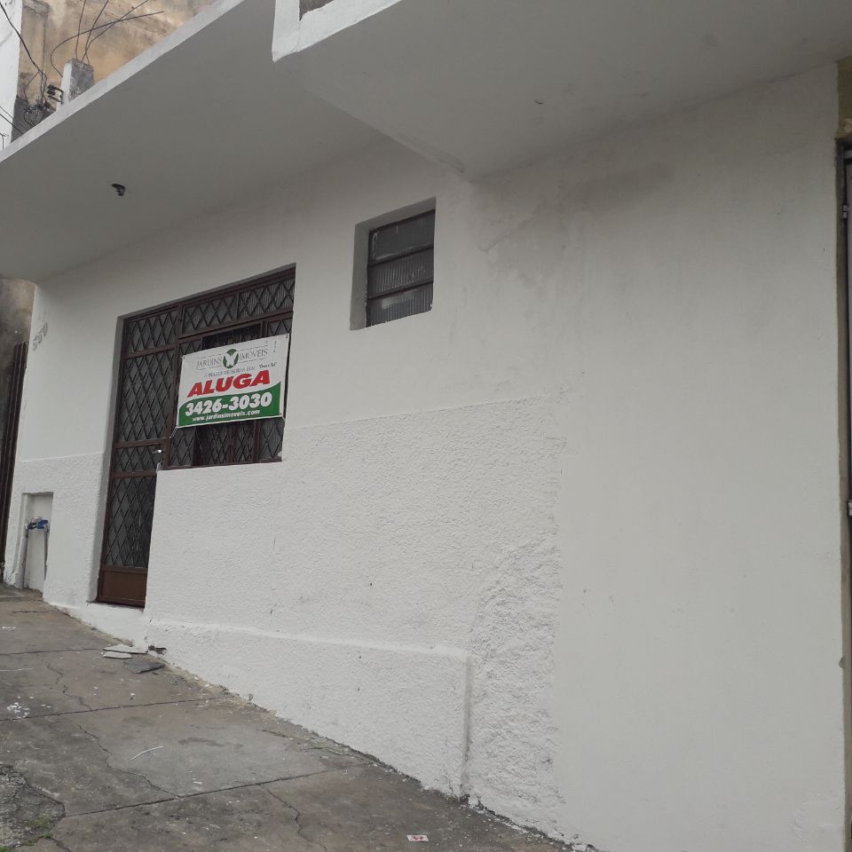 Casa para alugar com 2 quartos, 65m² - Foto 1