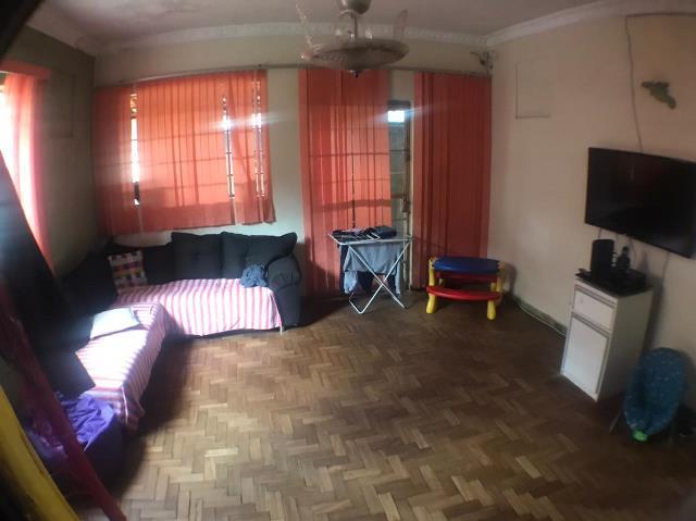 Casa à venda com 5 quartos, 140m² - Foto 10