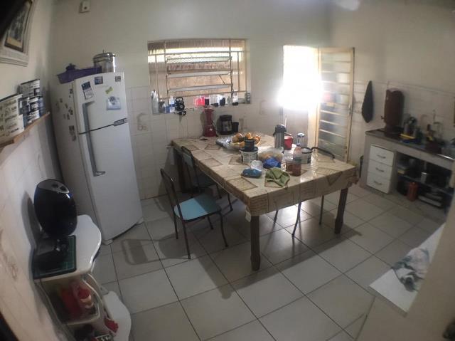 Casa à venda com 5 quartos, 140m² - Foto 15