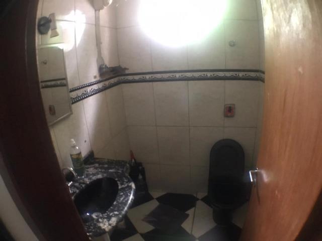 Casa à venda com 5 quartos, 140m² - Foto 25