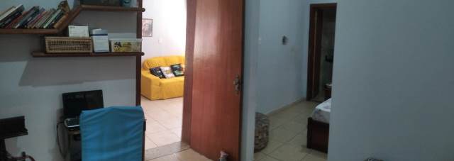 Casa à venda com 3 quartos, 200m² - Foto 2