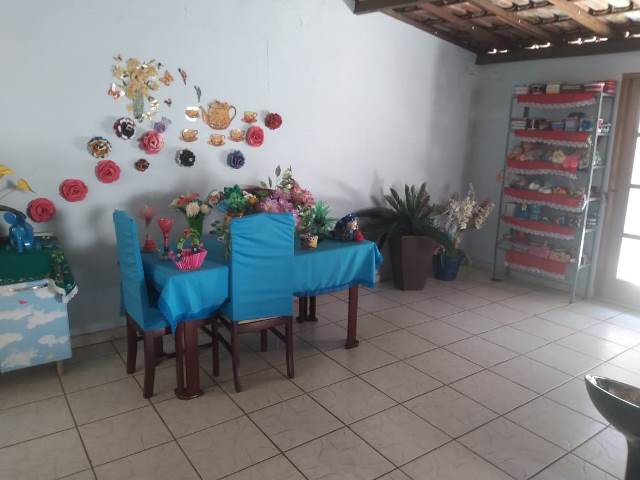 Casa à venda com 3 quartos, 200m² - Foto 10