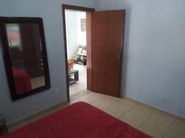 Casa à venda com 3 quartos, 200m² - Foto 11