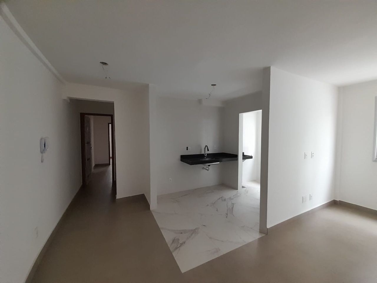 Apartamento à venda com 3 quartos, 77m² - Foto 3