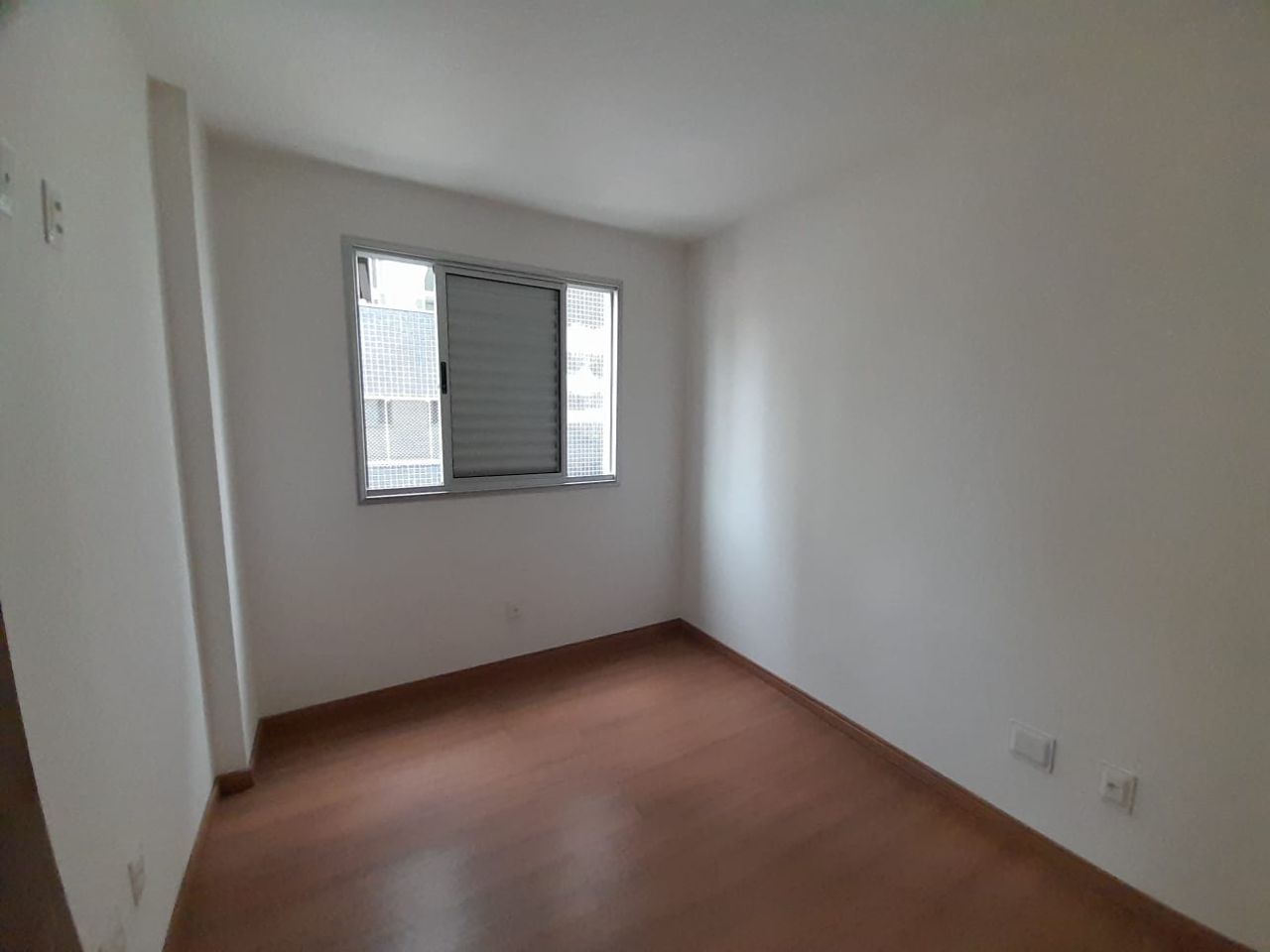 Apartamento à venda com 3 quartos, 77m² - Foto 11