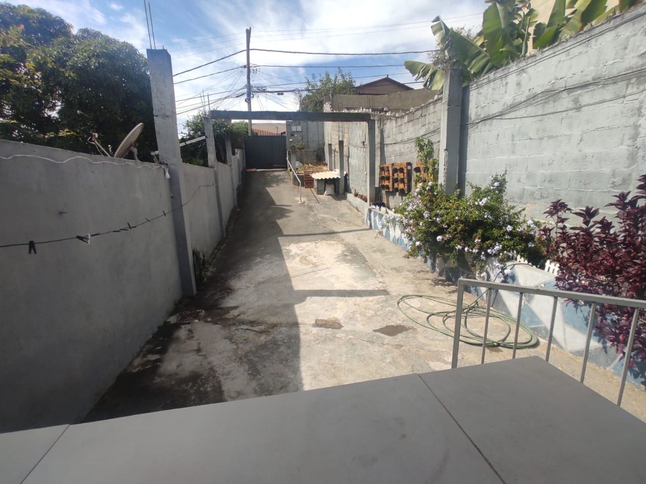 Casa à venda com 3 quartos, 70m² - Foto 25