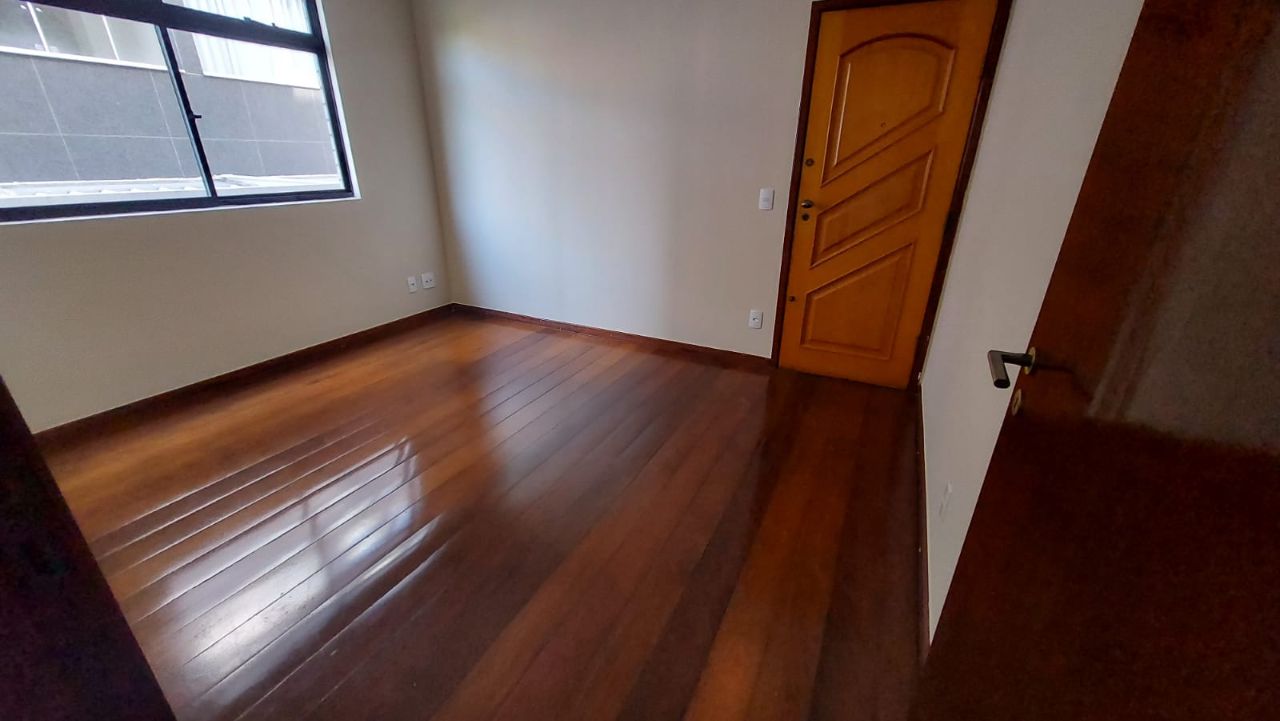 Apartamento para alugar com 3 quartos, 90m² - Foto 5