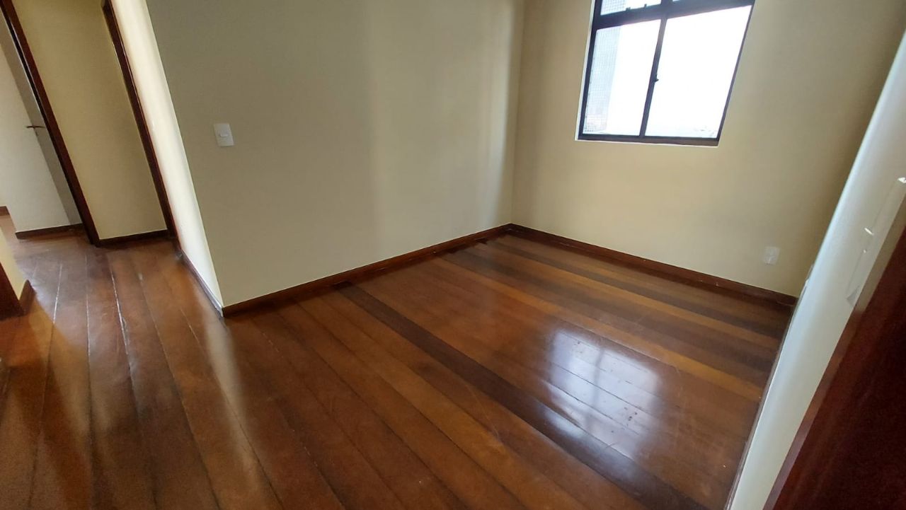 Apartamento para alugar com 3 quartos, 90m² - Foto 6