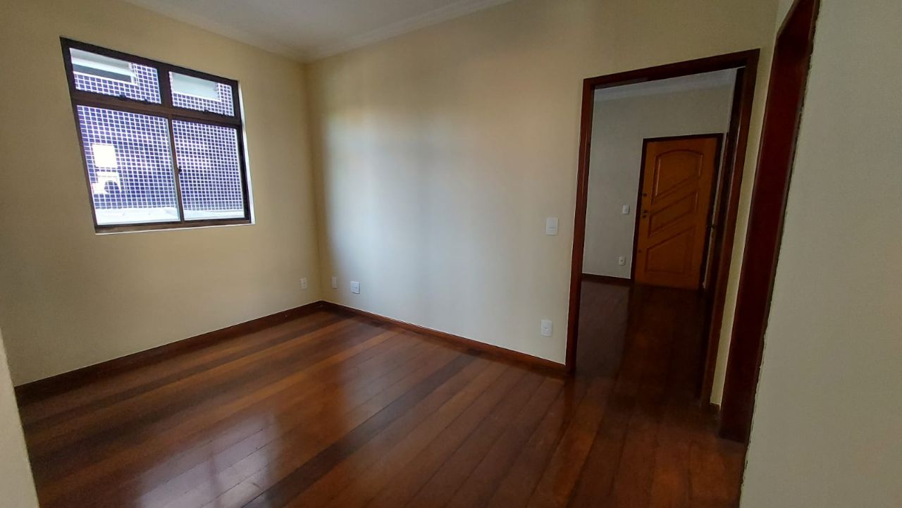 Apartamento para alugar com 3 quartos, 90m² - Foto 8