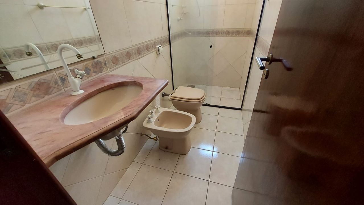 Apartamento para alugar com 3 quartos, 90m² - Foto 12