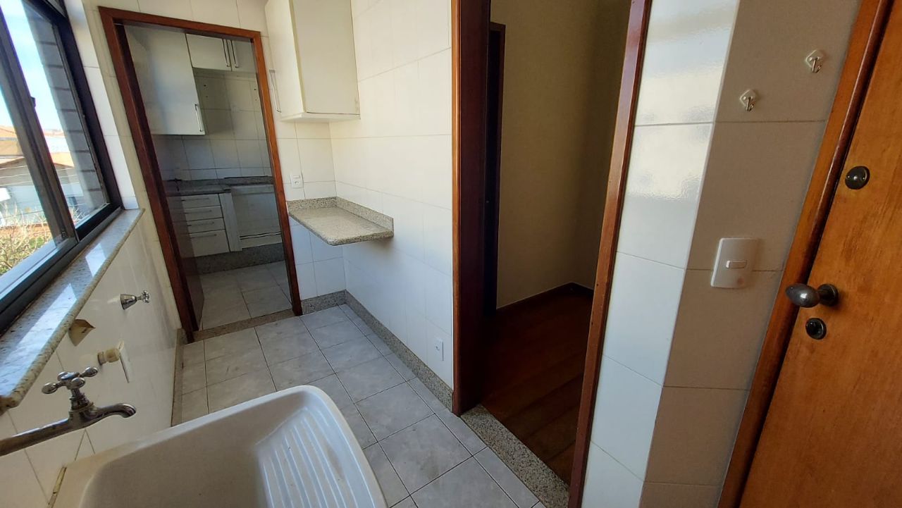 Apartamento para alugar com 3 quartos, 90m² - Foto 20