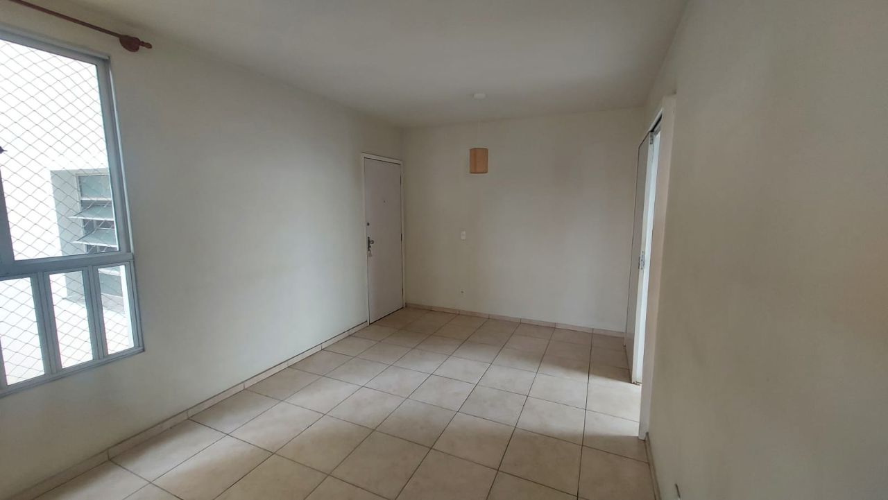 Apartamento para alugar com 3 quartos, 65m² - Foto 2
