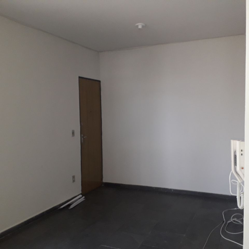 Apartamento para alugar com 2 quartos, 45m² - Foto 4