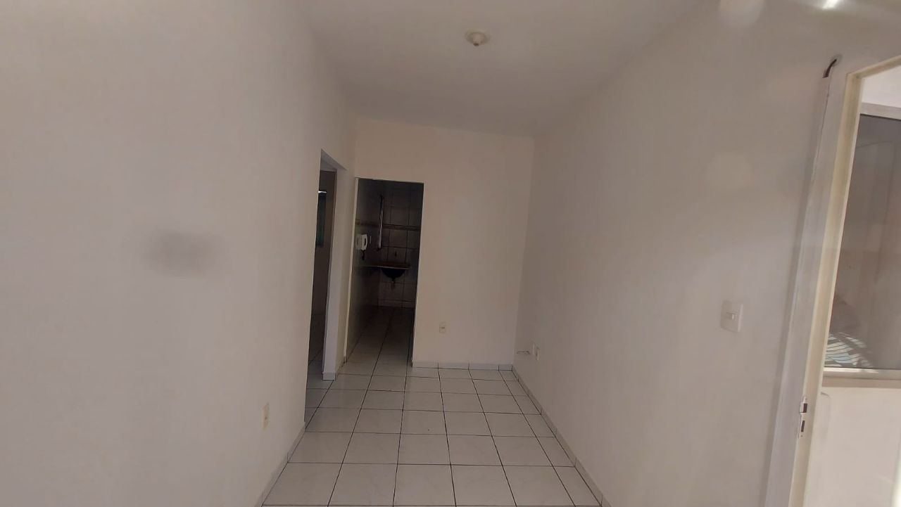 Casa para alugar com 2 quartos, 50m² - Foto 8