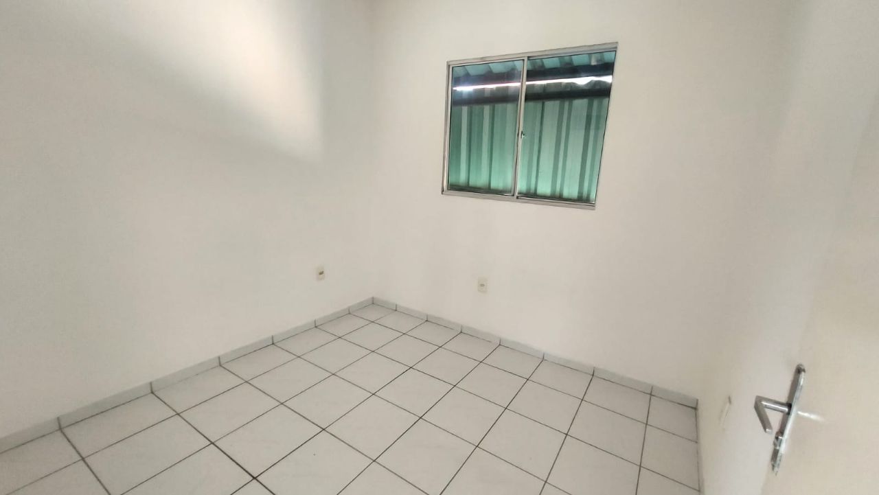 Casa para alugar com 2 quartos, 50m² - Foto 9