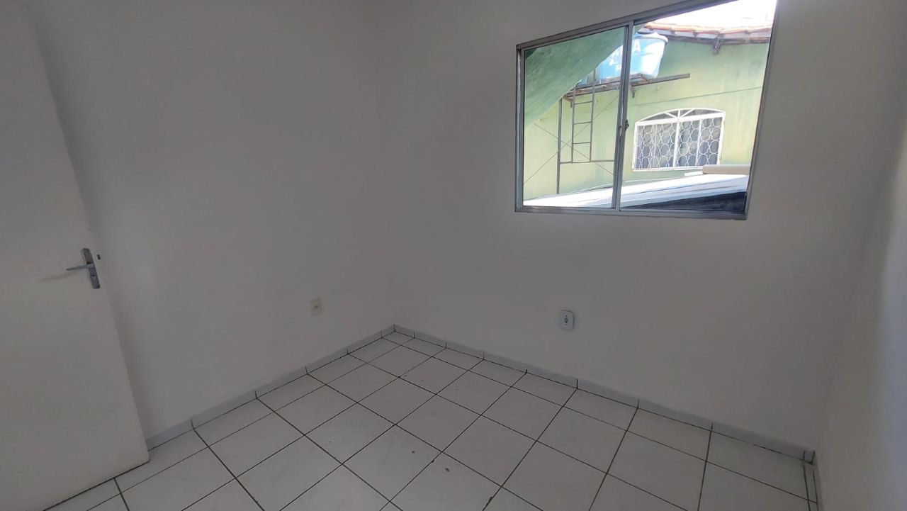 Casa para alugar com 2 quartos, 50m² - Foto 12