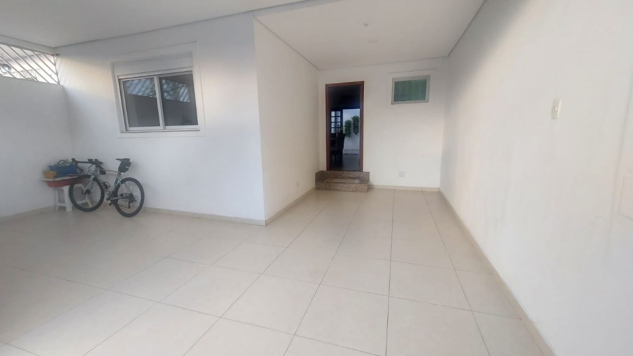 Casa à venda com 3 quartos, 165m² - Foto 17