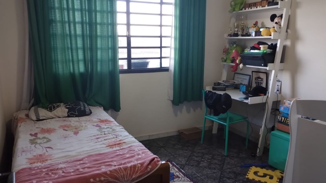 Prédio Inteiro à venda com 5 quartos, 294m² - Foto 3