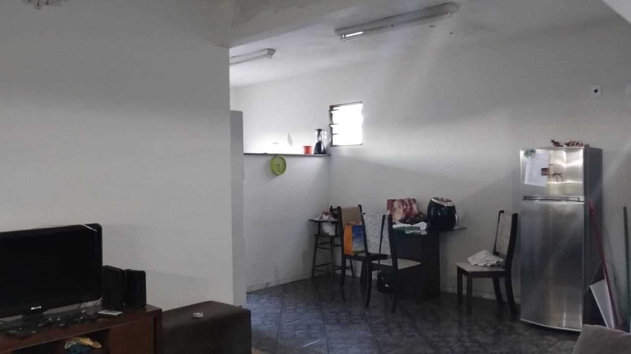 Prédio Inteiro à venda com 5 quartos, 294m² - Foto 20