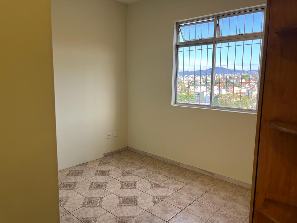 Apartamento à venda com 4 quartos, 120m² - Foto 8