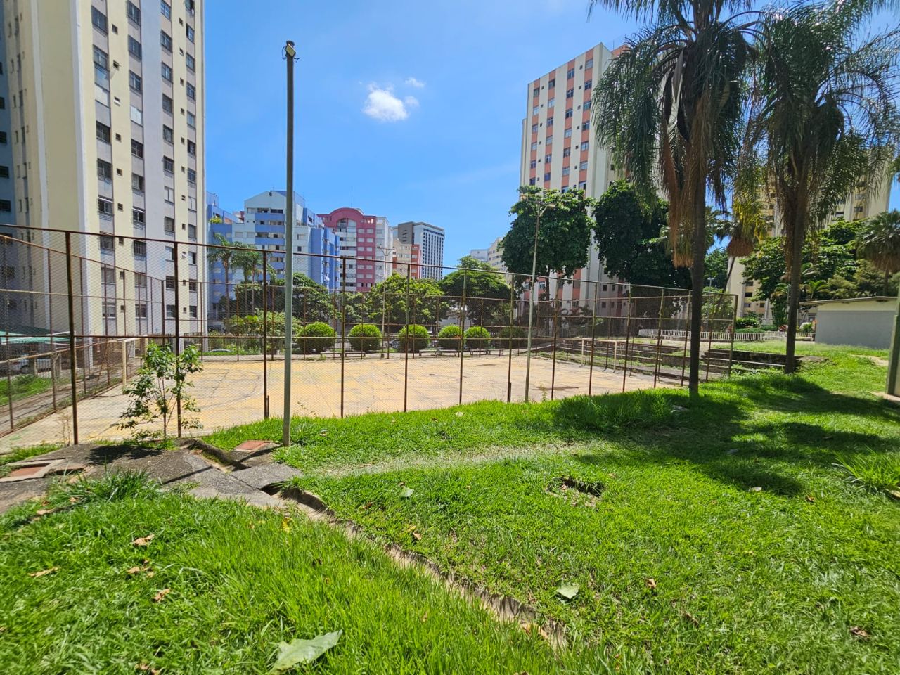 Apartamento à venda com 2 quartos, 60m² - Foto 15