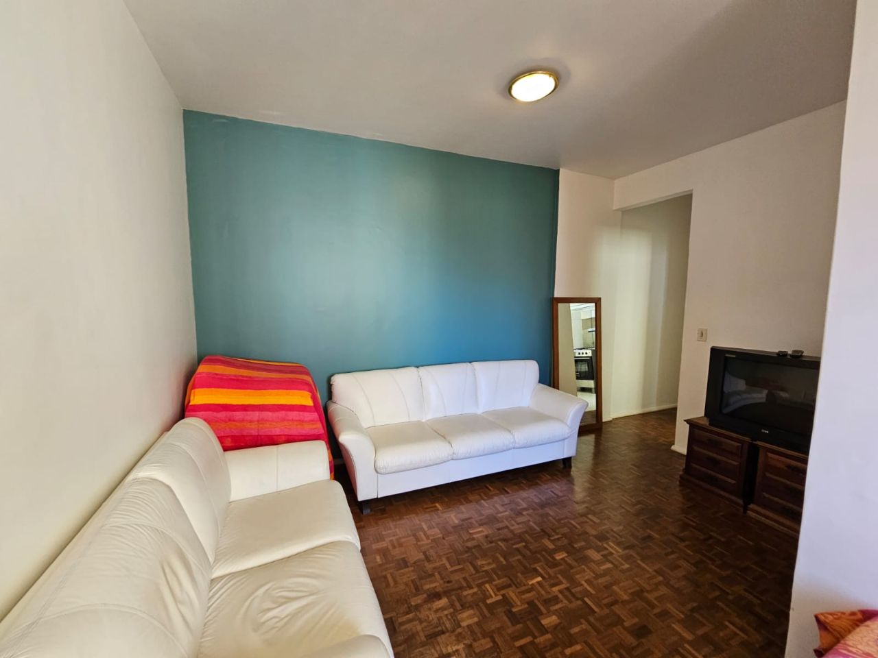 Apartamento à venda com 2 quartos, 60m² - Foto 4