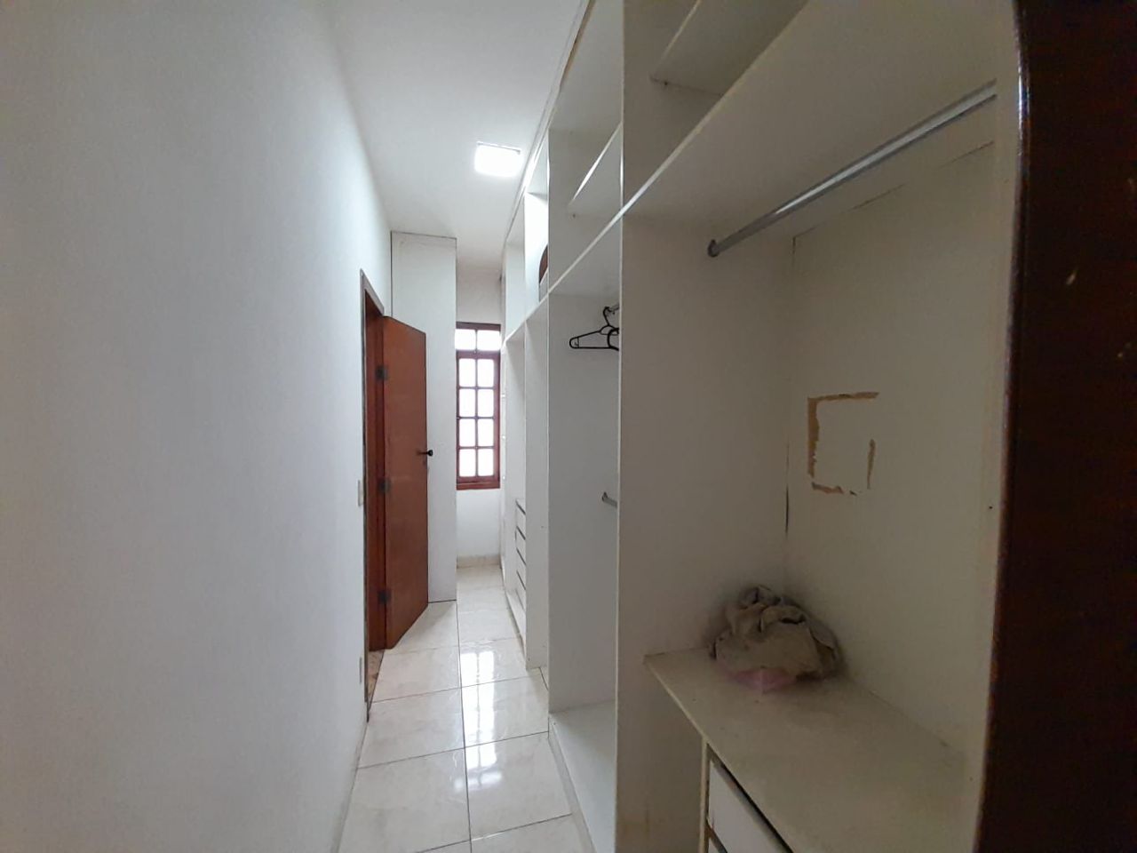 Casa à venda com 3 quartos, 200m² - Foto 6