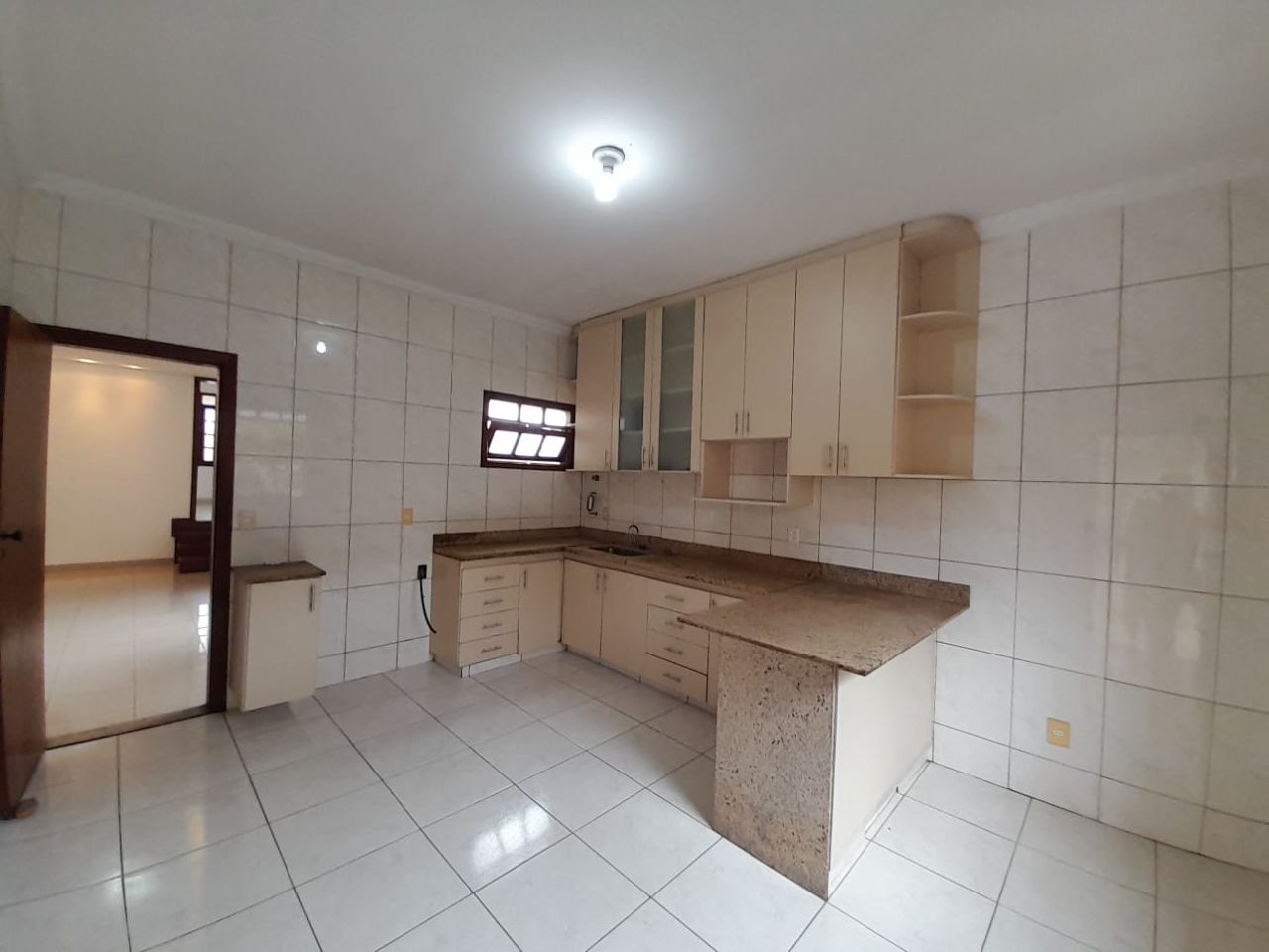 Casa à venda com 3 quartos, 200m² - Foto 15