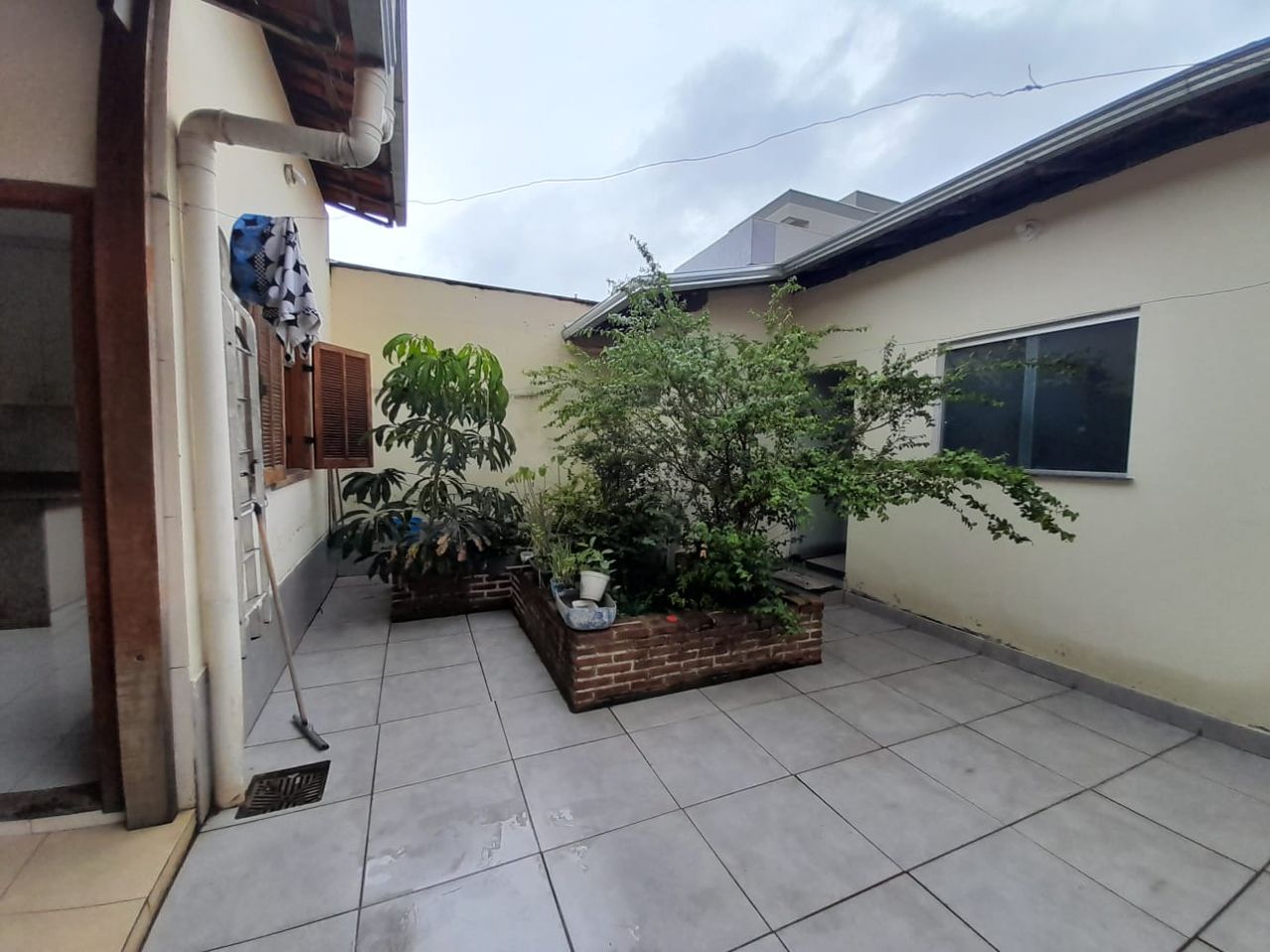 Casa à venda com 3 quartos, 200m² - Foto 17