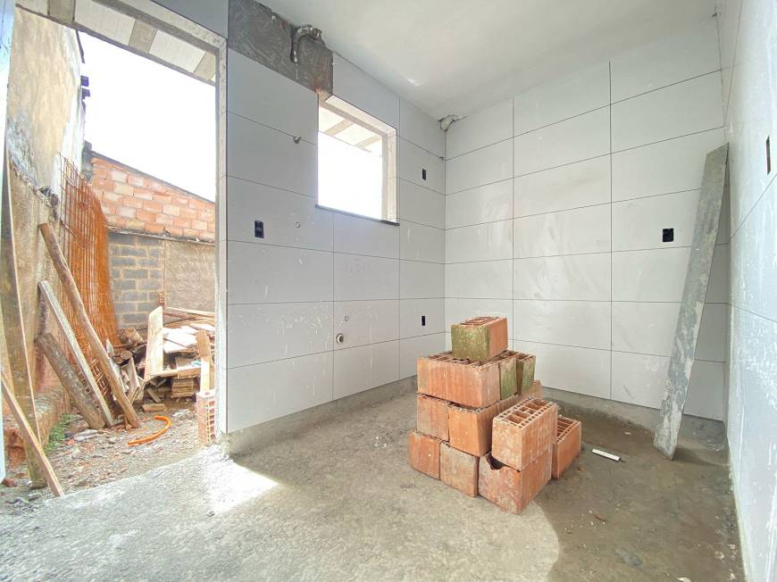 Casa à venda com 2 quartos, 86m² - Foto 7