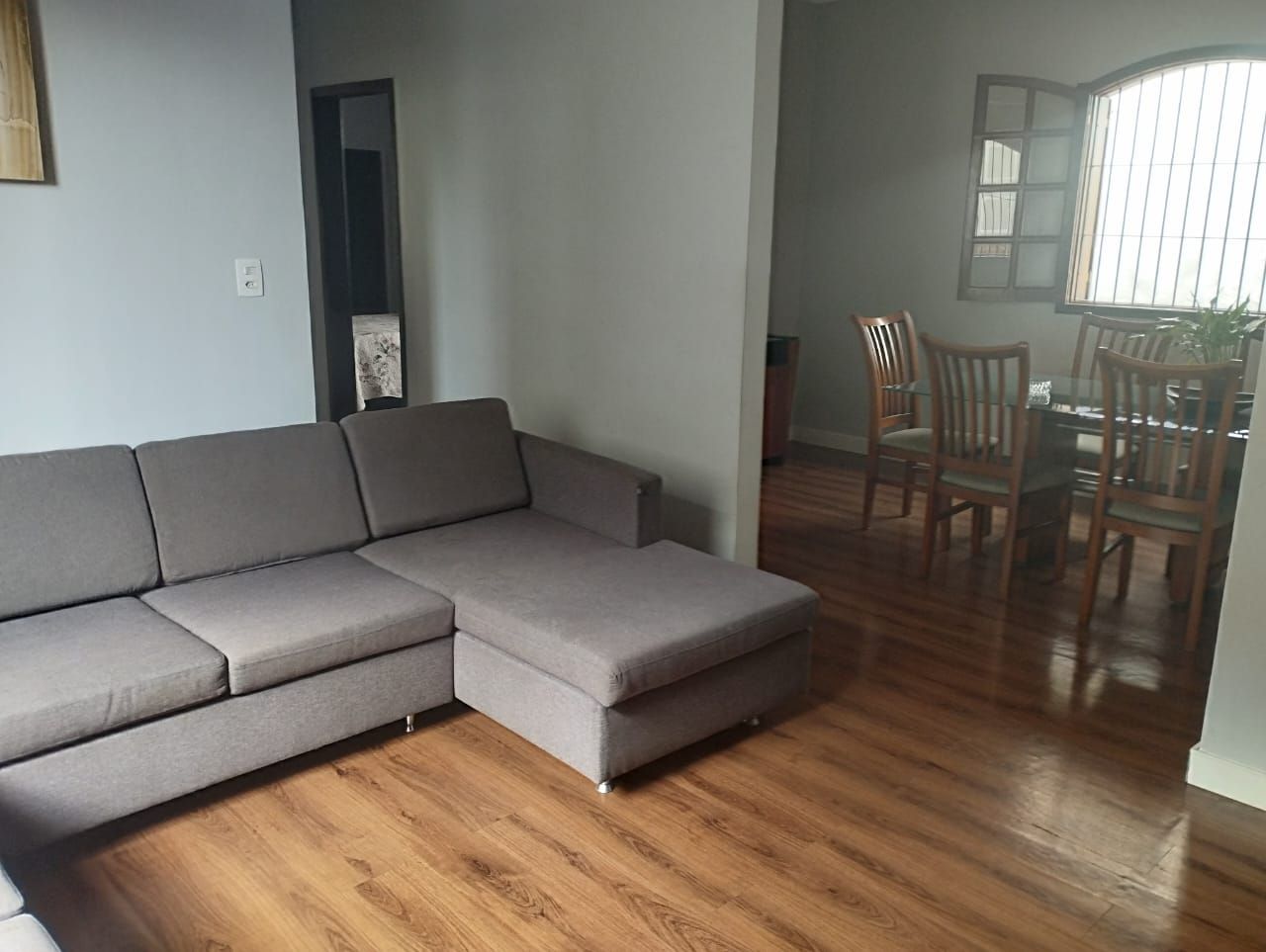 Casa à venda com 3 quartos, 181m² - Foto 2