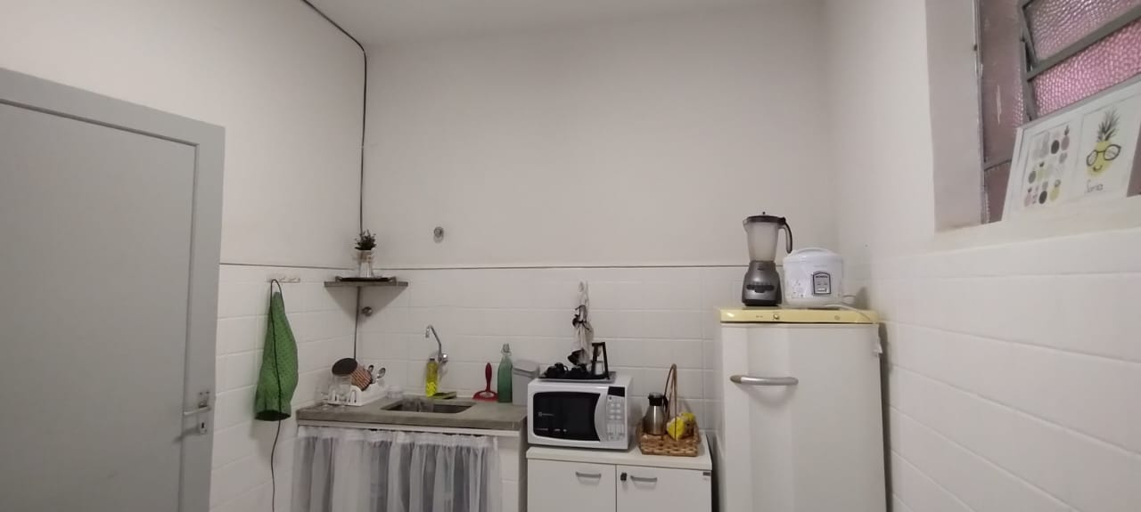 Casa à venda com 6 quartos, 154m² - Foto 13