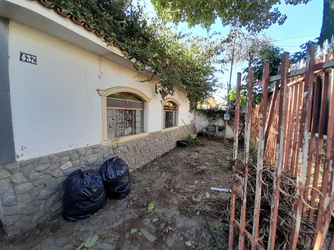 Terreno à venda, 142m² - Foto 1