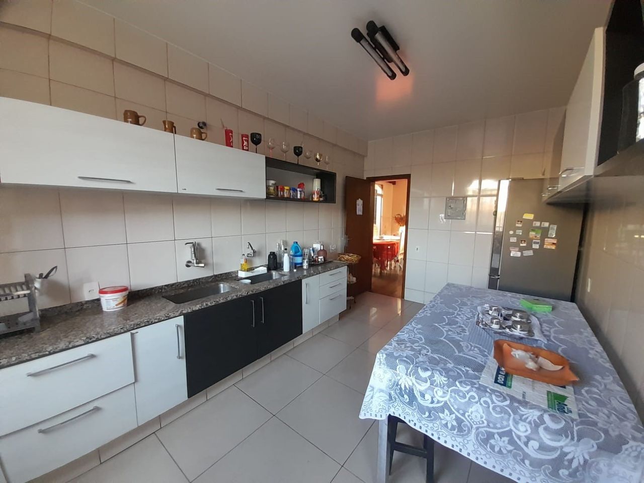 Casa à venda com 4 quartos, 24m² - Foto 14