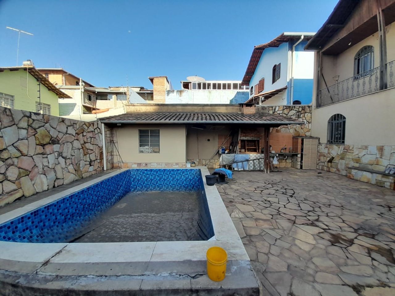 Casa à venda com 4 quartos, 24m² - Foto 22