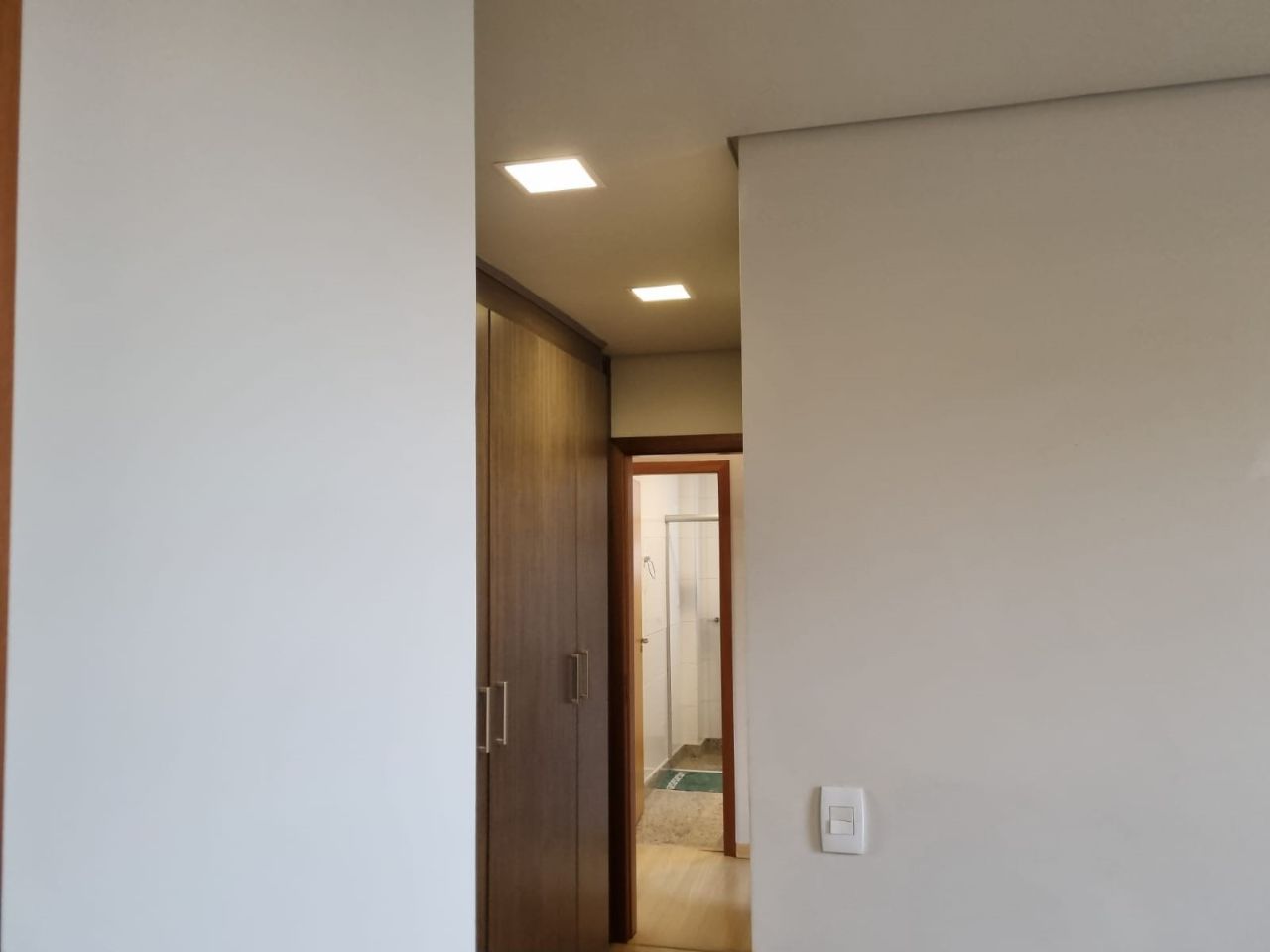 Apartamento à venda com 3 quartos, 87m² - Foto 9