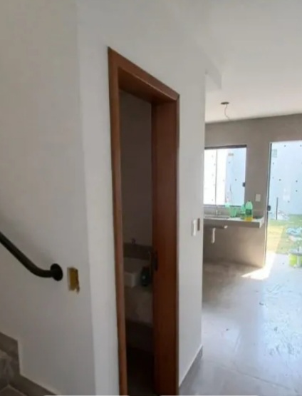 Casa à venda com 2 quartos, 118m² - Foto 4
