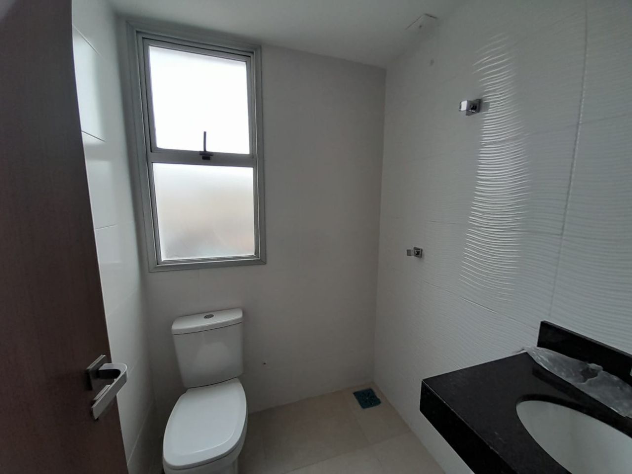 Apartamento à venda com 2 quartos, 77m² - Foto 17